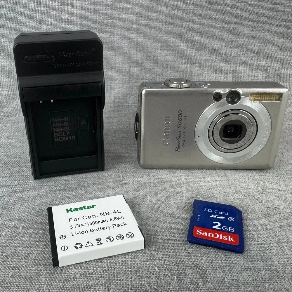 Canon PowerShot SD600 6MP Digital Camera 2GB SD Battery Charger Tested *READ*